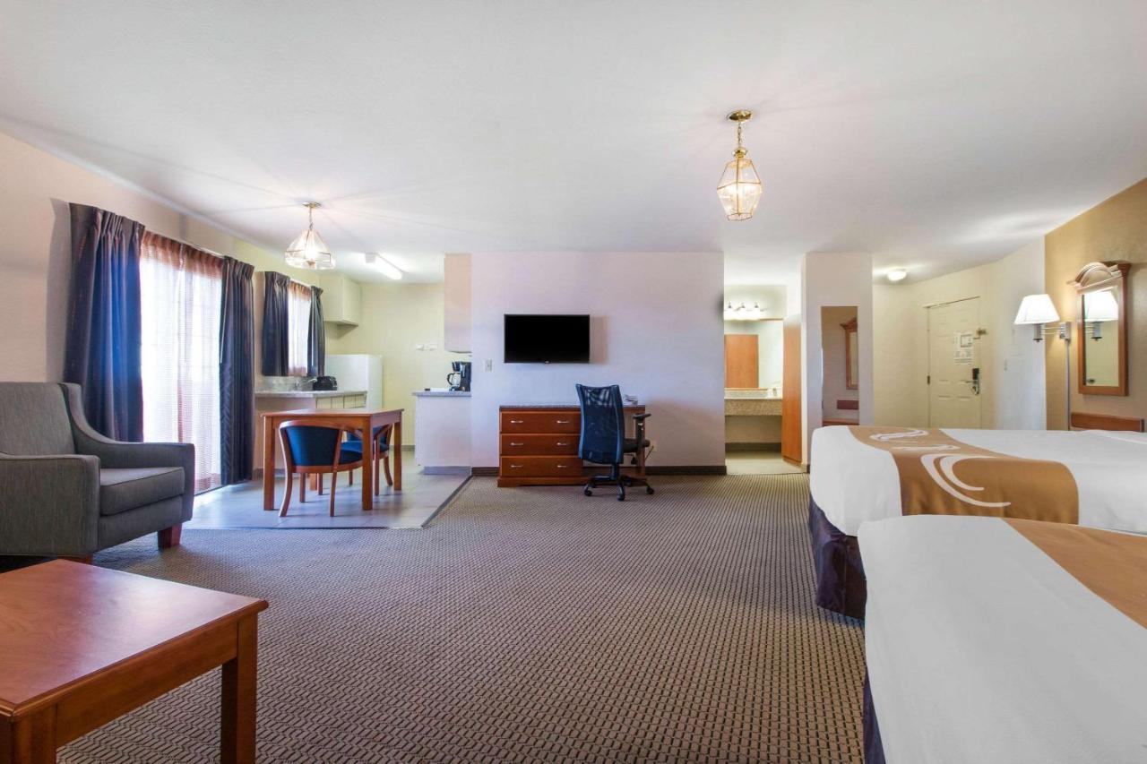 Quality & Crescent Redwood Coast Hotel