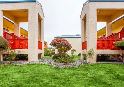 Quality & Crescent Redwood Coast 2* Crescent City