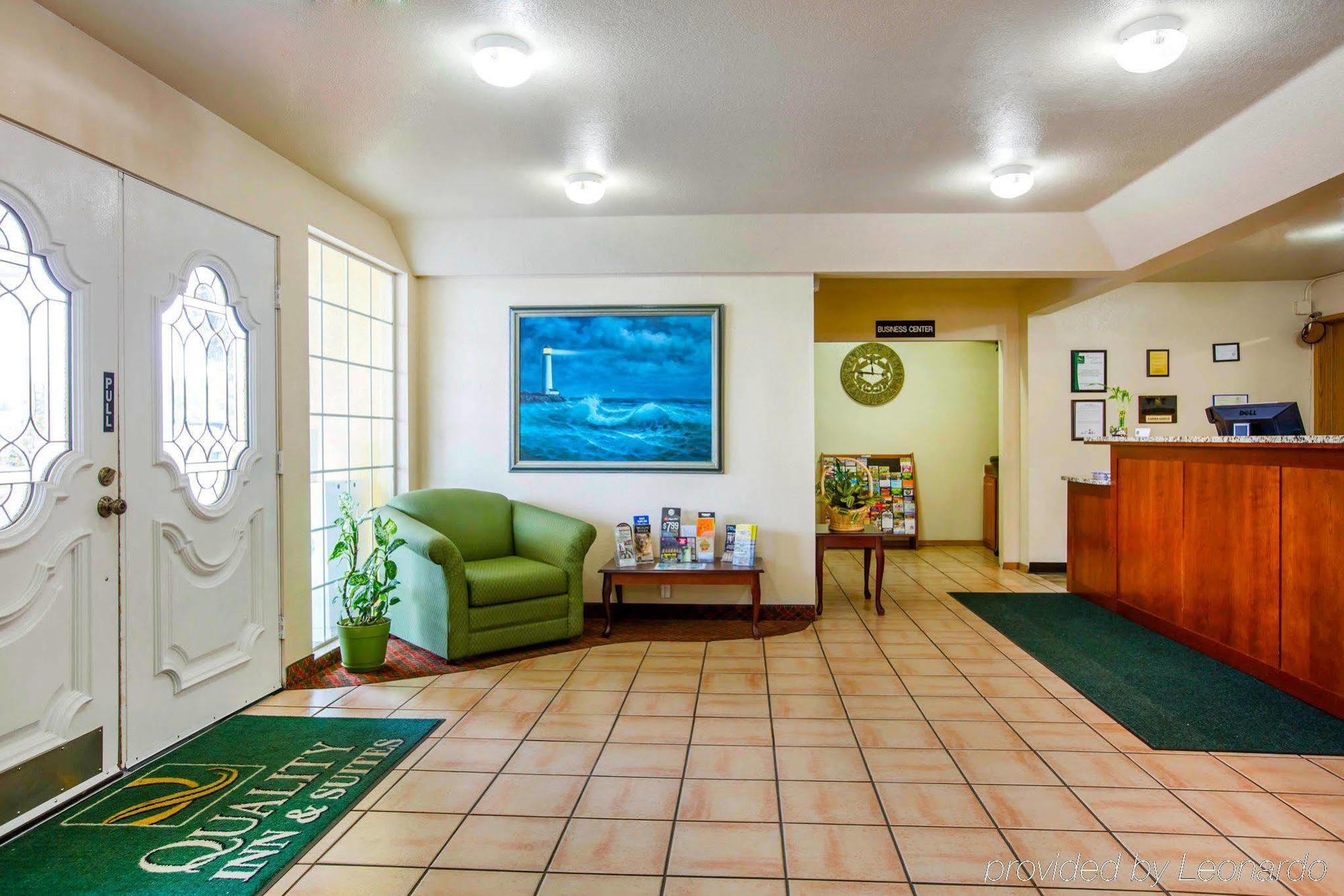 Hotel Quality & Crescent Redwood Coast