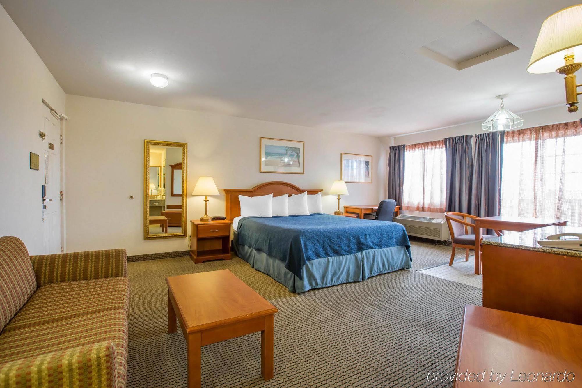 Hotel Quality & Crescent Redwood Coast Crescent City